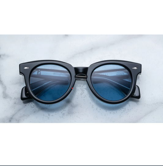 Fontainebleau Sun - Titan